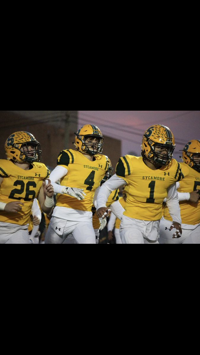 If you are a football person please join the challenge of posting a football photo. Just one picture, no description. Please copy the text in your status, post a picture, and look at some great memories/pictures