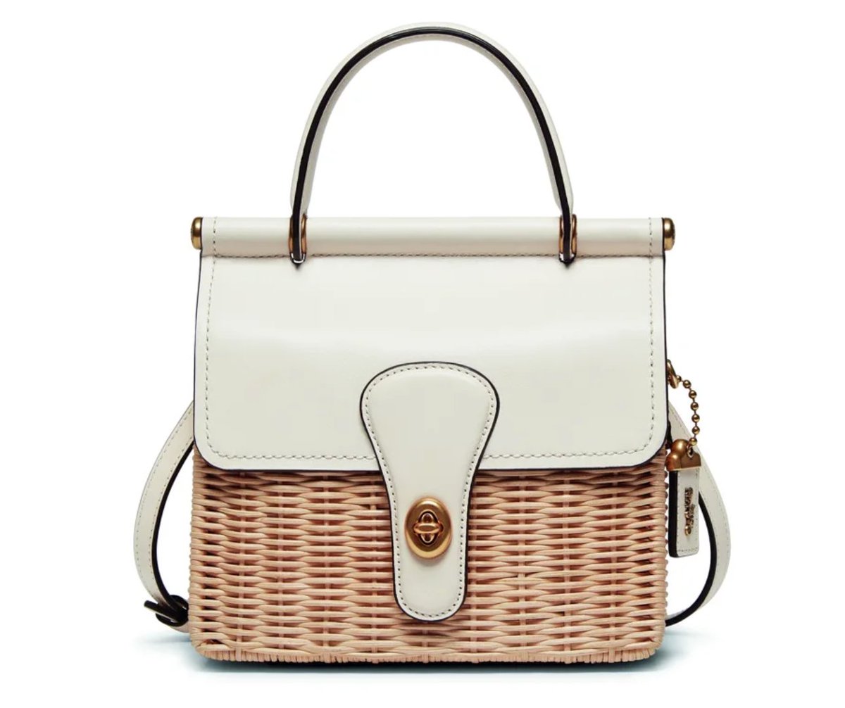DressingBrands's tweet photo. El encierro hace que quiera estas bolsas de la colección Spring 2020 de @Coach 🙈👜 https://t.co/Ju9ehy65yF