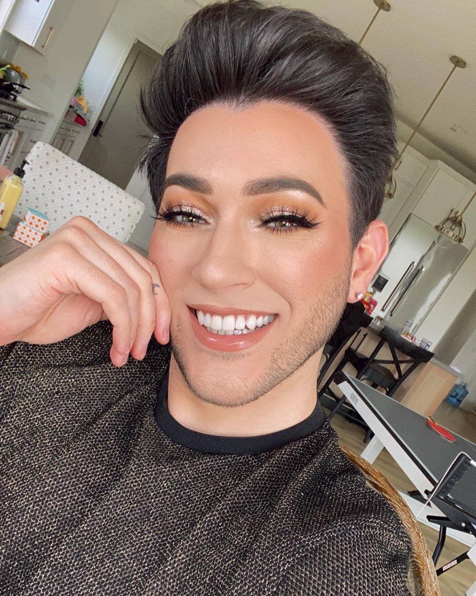 Manny MUA tweet media