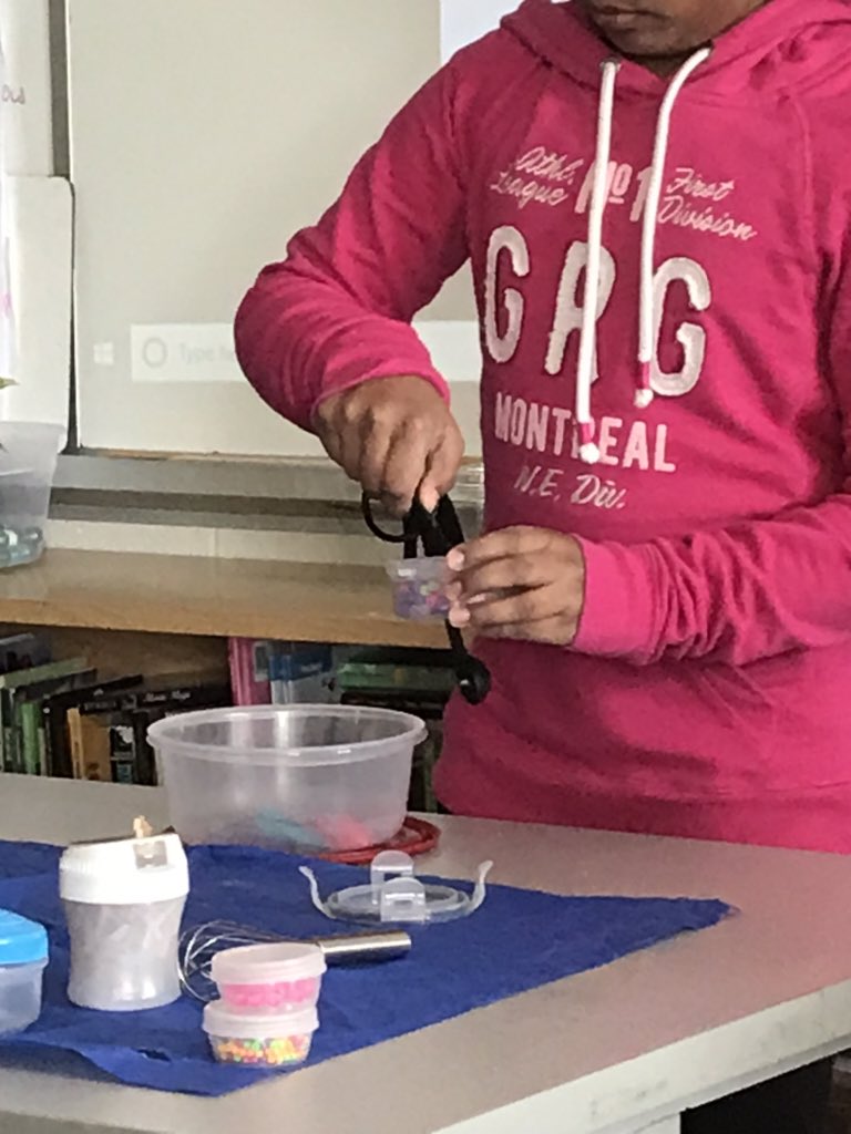 simteach4life's tweet photo. Our recipes for a Happy Family were delicious! Let’s create a recipe for online learning. What ingredients do you think we will need to launch this effectively? #shareidea #elearning #studentvoice #onlineclasses #learning https://t.co/0CV9R5ZEiu
