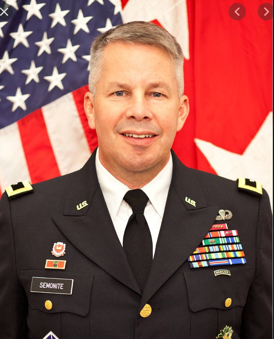 daskey1's tweet photo. A hero emerges? General Semonite #generalsemonite https://t.co/SmmXK7cz79