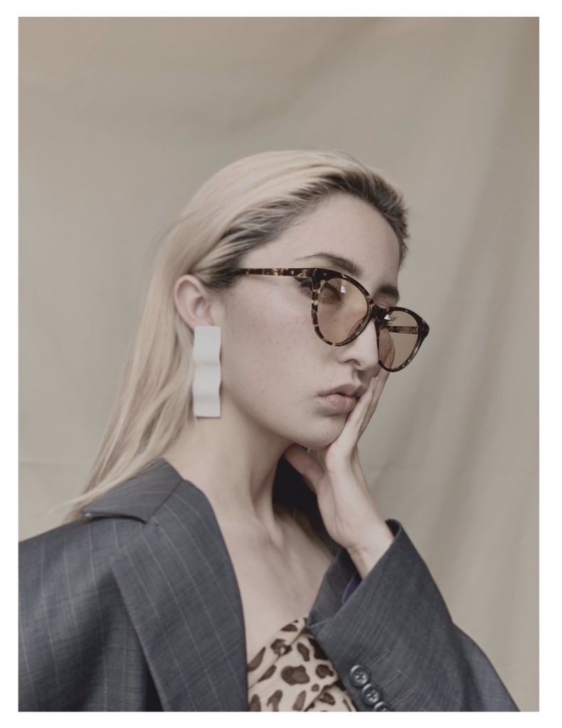 lesliegcmx_'s tweet photo. La cuarentena, mis aretes de caanestudio y el buen ojo de Mario 🧿 https://t.co/UeUZ8iZ6Bl