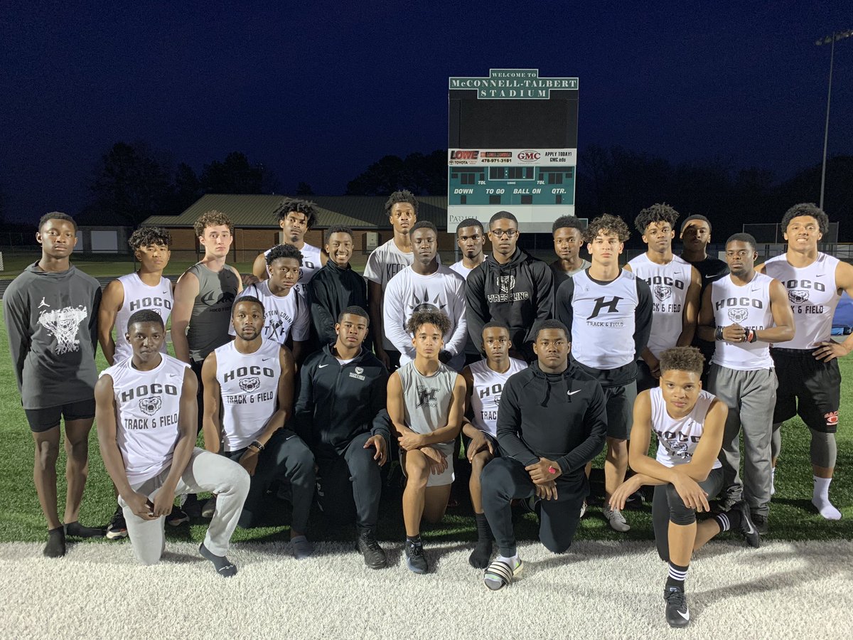 HOCOTRACK1's tweet photo. Special Groups!! Praying they can finish what these seniors have started. #findacure https://t.co/CN6TcoZglJ