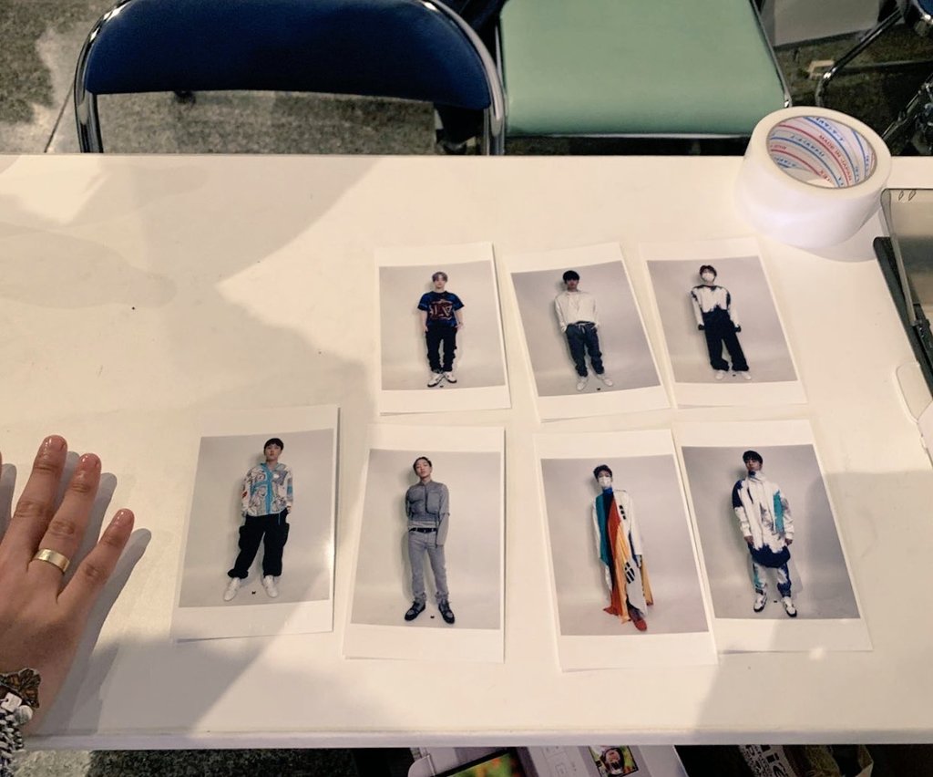 nhurhae's tweet photo. Ok. When its already declared iKON ARE OT7. Its OT7. Nothing more, nothing less. Got it??????? https://t.co/kdf3KKX2zd