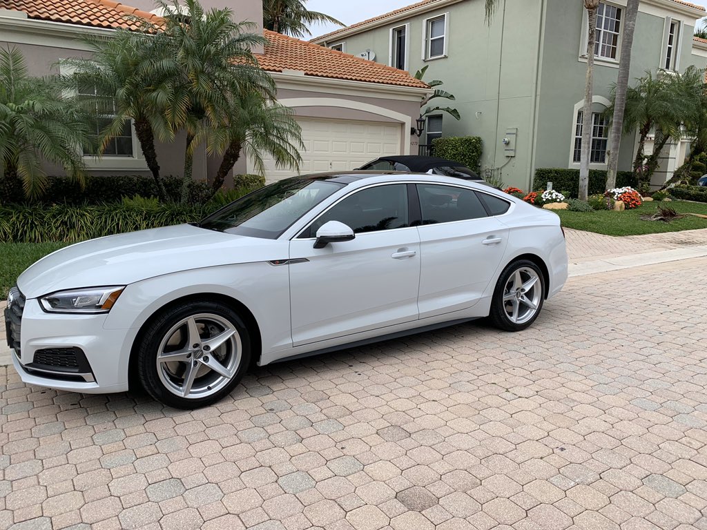 PrimeMotorCar's tweet photo. You can’t go anywhere. But you need a car. What do you do? Call Prime Motors. 561-997-AUTO #wedeliver #Germfree. If your lease is up or if you’re searching for a new car, call us. Any car. #stayhome #staysafe #COVID19 #BocaRaton #SouthFlorida #Miami #NYC #nationwidedelivery https://t.co/4K7coXKCDe