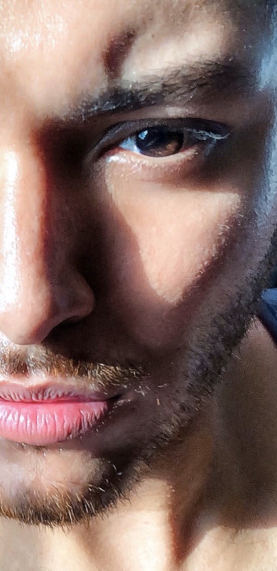 "𝐓𝐨𝐦𝐨𝐫𝐫𝐨𝐰 𝐭𝐡𝐞 𝐒𝐮𝐧 𝐰𝐢𝐥𝐥 𝐫𝐢𝐬𝐞 𝐚𝐧𝐝 𝐰𝐞 𝐰𝐢𝐥𝐥 𝐭𝐫𝐲 𝐚𝐠𝐚𝐢𝐧!". 🌄 #Sunset #Me #NoFilter