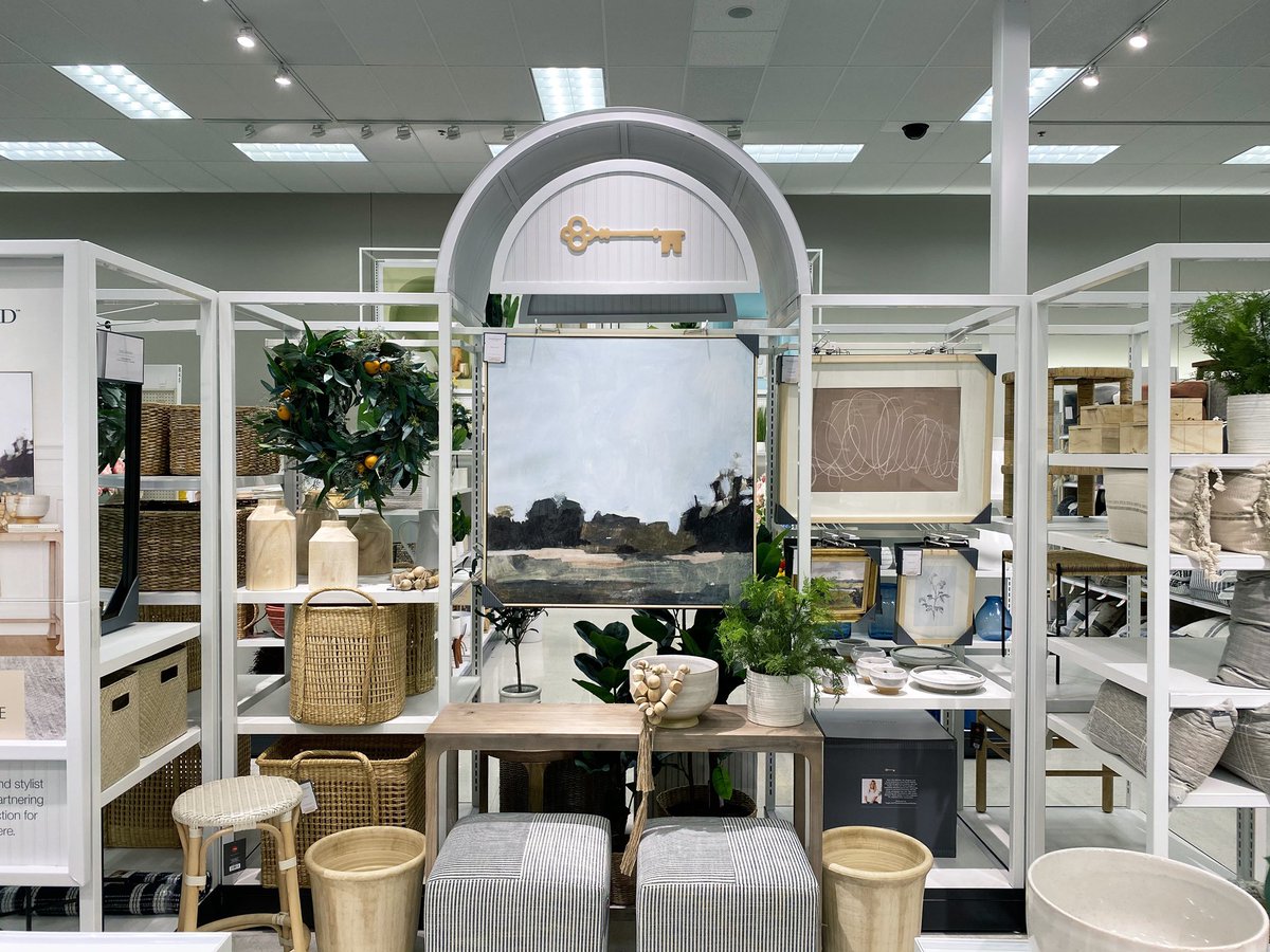 Introducing: Threshold Design by Studio Mcgee: I had the opportunity to teach &amp; cont. to mentor some instore inspiring VMs with this massive HI Home Flat update! Amazing results! So Proud! <a href="/1ashower/">Ashley Moonshower</a> <a href="/johnson_sarah2/">Sarah Johnson</a> #visualmerchandising #vm #threshold #target