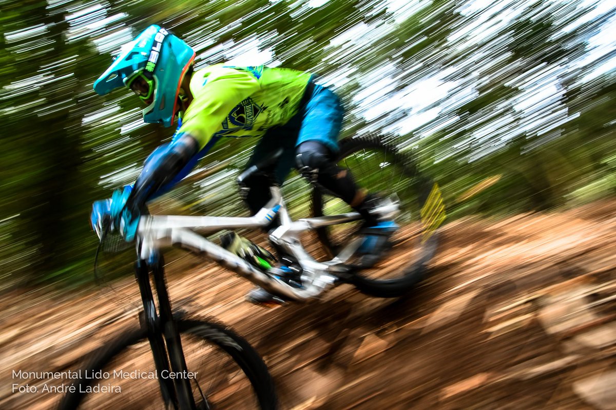 andre26mtb's tweet photo. #endurochallengemadeira 2020. The hardest race I've ever done so far... 💪☝
•
@canicoriders @bikezone @bikezonefunchal @bikeonscott @scott_portugal @bloceyewear @syncrosbike @ridefoxbike @joesanchezmtb @maxxistires @elementar_cycles #BARRA4 #ALÇADODIREITO #DOMODELTA https://t.co/emHaqxQhlb