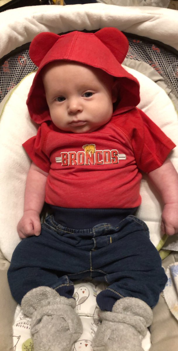 KGroettumVesel's tweet photo. My #babyBronco attended his first staff meeting and School Board meeting today! We figured he should dress the part for such momentous occasions. Check out those ears! π
I hope he loves being a Bronco as much as I love being a Bronco. β€οΈπ΄π #BroncoPride #Classof07 #Classof38 https://t.co/TIRCeueWjD