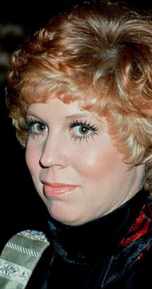 Happy 71st Birthday to Vicki Lawrence! 