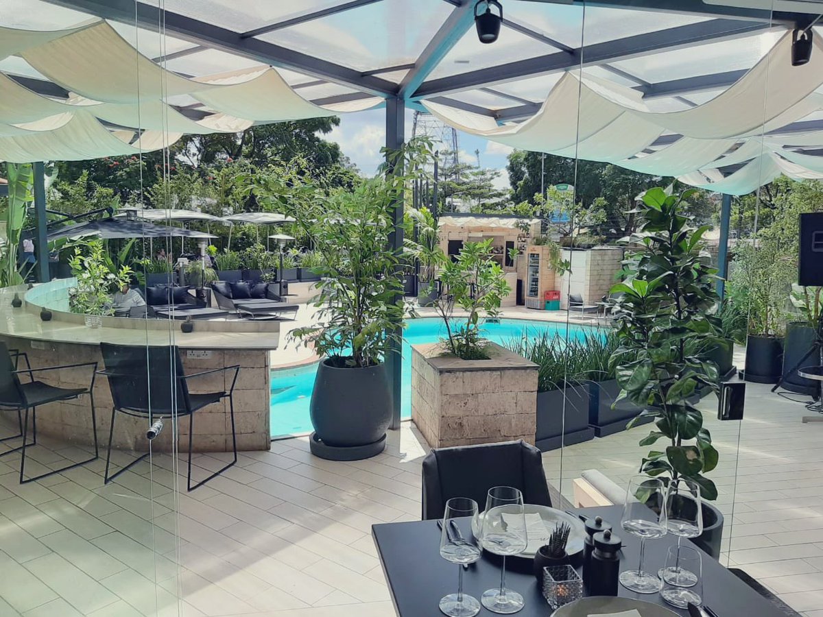 Emma999Too's tweet photo. In the face of so much anxiety, ur environs can bring you some comfort. Now that y’all are home, how about add some green to your spaces, I will offer as much advice as I can from my coach to ur garden, share pics &amp; info.
#GreenFingers
#GreenerCleanCities
#PrimeHomesAndGardensLtd https://t.co/2CEfARTwzj