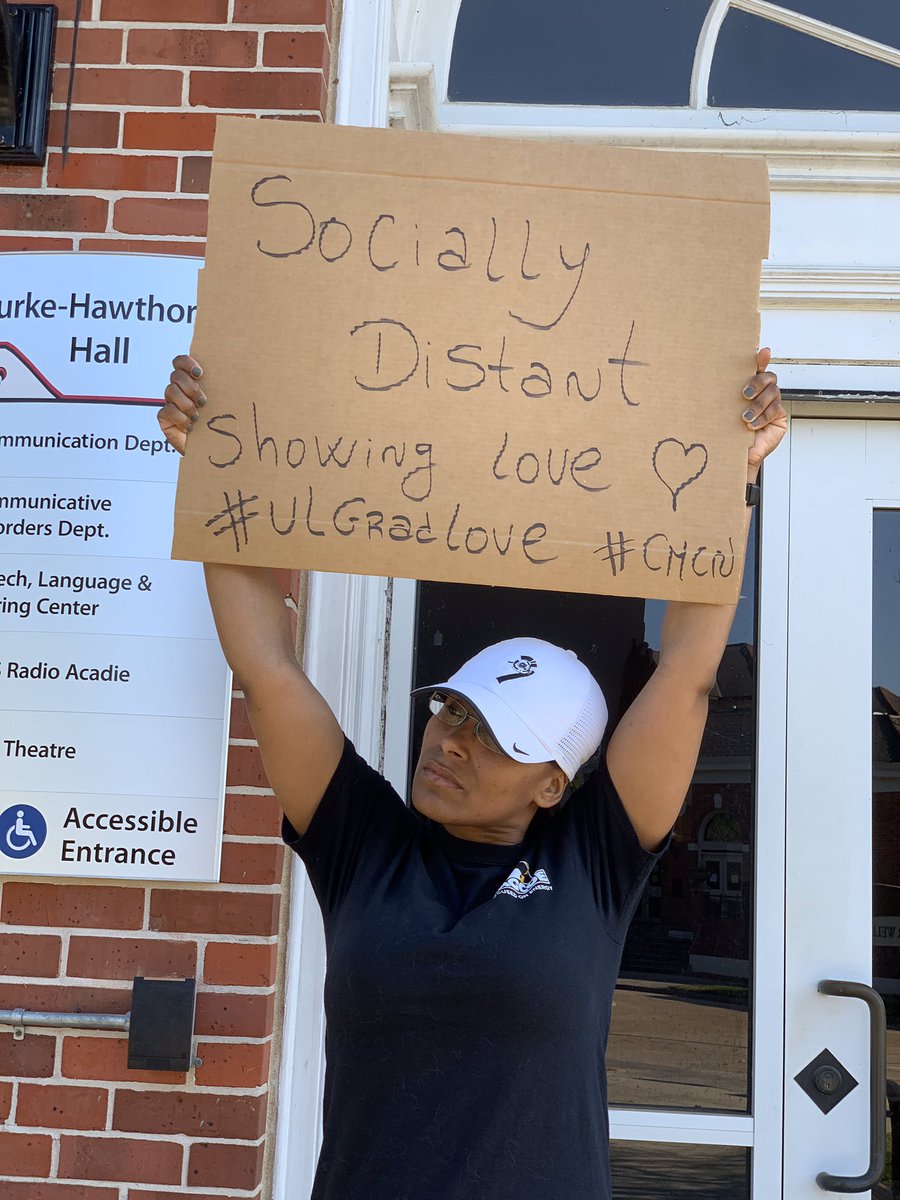 FumyRita's tweet photo. COVID-19 won’t stop me from showing love to my #CMCN program @ULGradSchool. 

Note: This picture was taken on a very very very quick walk with KZ and stop at Patacón to support Acadiana local businesses and get my dinner 😋

Back to sheltering at home. #StayAtHome #ULGradLove https://t.co/c9fqvqA7CD