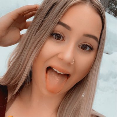 HopeASaunders's tweet image. #NewProfilePic