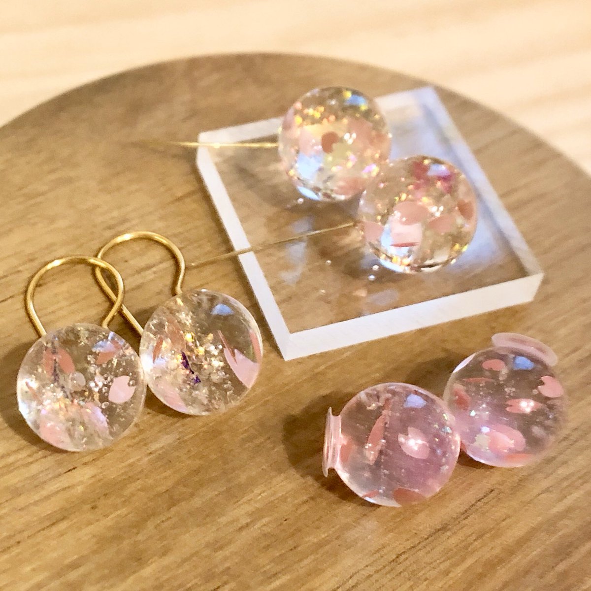 nearyou_nao's tweet photo. #桜作品でTLをお花見会場にする
お花見

#レジンアクセサリー 
#レジン好きな方と繋がりたい https://t.co/xIawCuSPGc