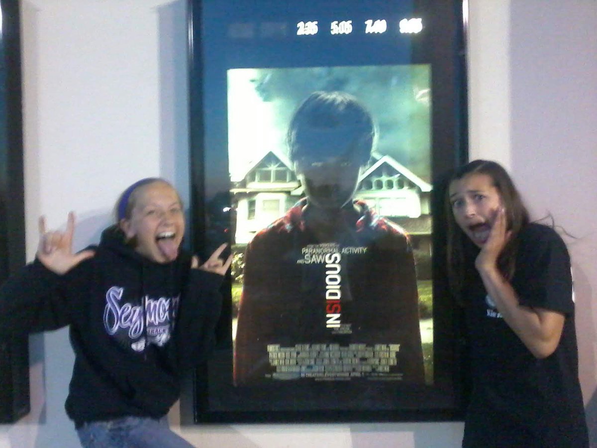 EmileePollmann's tweet photo. I love looking at old pictures and for the longest time I seemed to have 0 pictures from 2011. But today I found one of my 1st phone’s memory card and wow it’s a gold mine. https://t.co/mZzays1lBN