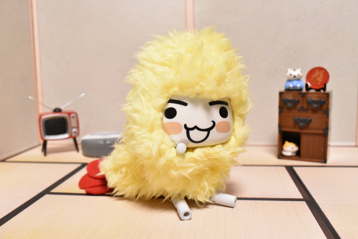 koto_meet's tweet photo. じゃーん！実はこれ、エビ天の着ぐるみなのです！ＴＬでもふもふのフィギュアを見てずっと欲しいと思っていたのですが、フォロワーさんが買ってきてくださって、ようやく手に入れることができました！

かわいいかわいい、エビトロ天♪
揚げたてもふもふ、みんなの心はトーロトロ♪
#どこでもいっしょ https://t.co/sUK9cG7ZrZ