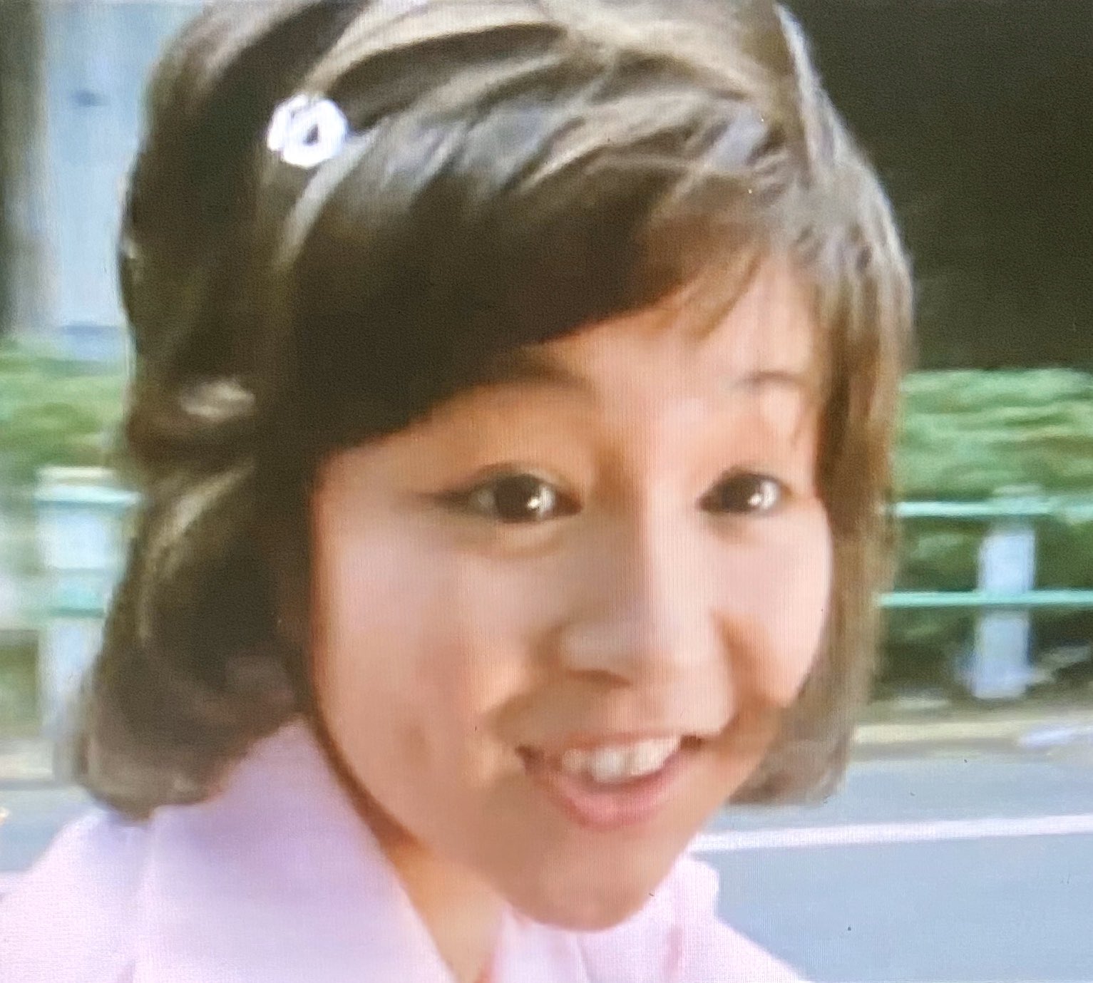 オダブツのジョー 3月27日は 坂口良子さんの命日 57歳で早逝して はや7年 アイ ドルのような可憐さから 年齢を 重ね 大人の女性の魅力を存分に 醸し出しでた良子さん 笑顔も もちろん魅力的だったけど 怒っ たり哀しそうな表情だったりの 顔も オダブツのジョー 3月27日は 坂口良子さんの命日 57歳で早逝して はや7年 アイ ドルのような可憐さから 年齢を 重ね 大人の女性の魅力を存分に 醸し出しでた良子さん 笑顔も もちろん魅力的だったけど 怒っ たり哀しそうな表情だったりの 顔も