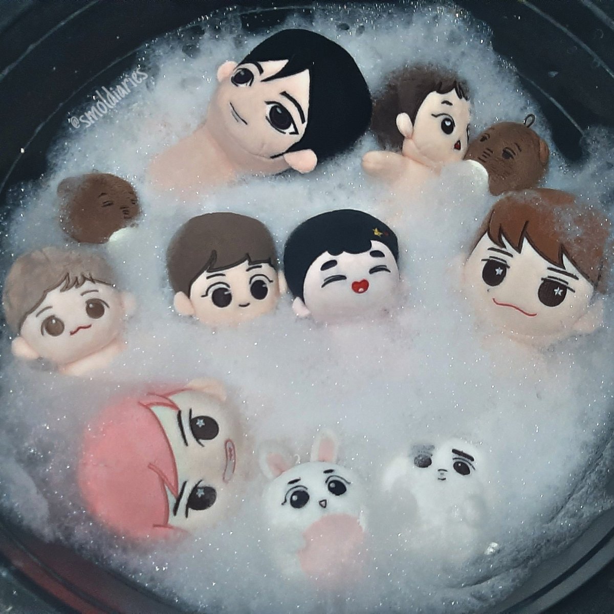 smoldiaries's tweet photo. SD63 200327
Hi cotton world! Did you miss us because we super duper missed you all. π₯Ί Since the weather is hot, it's bububath time! ππ§Όπ§½π
A reminder from the Smol Babies: Stay at Home and Keep Safe! π
#diaryupdate #smolconvos #SuperJuniorDoll #SUPERJUNIOR #exodoll #EXO https://t.co/tksrEPfFLe