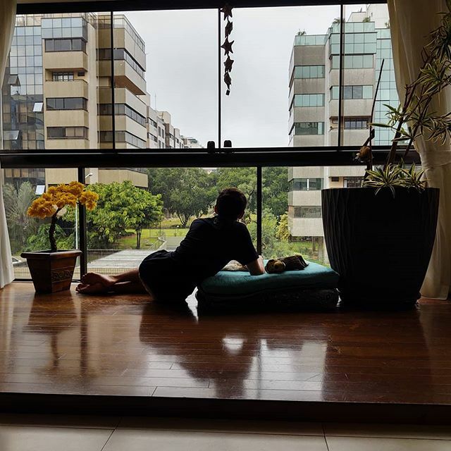 AtravessarF's tweet photo. Tá solitário?
Nós temos uns aos outros
Isso é mais importante do que o que encontramos na rua
Eu amo vocês @arthur_reis13 @leonardo_reis_26 @blreis
Vamos ficar bem pra que todos estejam bem
E a Palomita também 
#confinamento #coronavirus https://t.co/zaiORZDeFW https://t.co/Pu958cEdFX