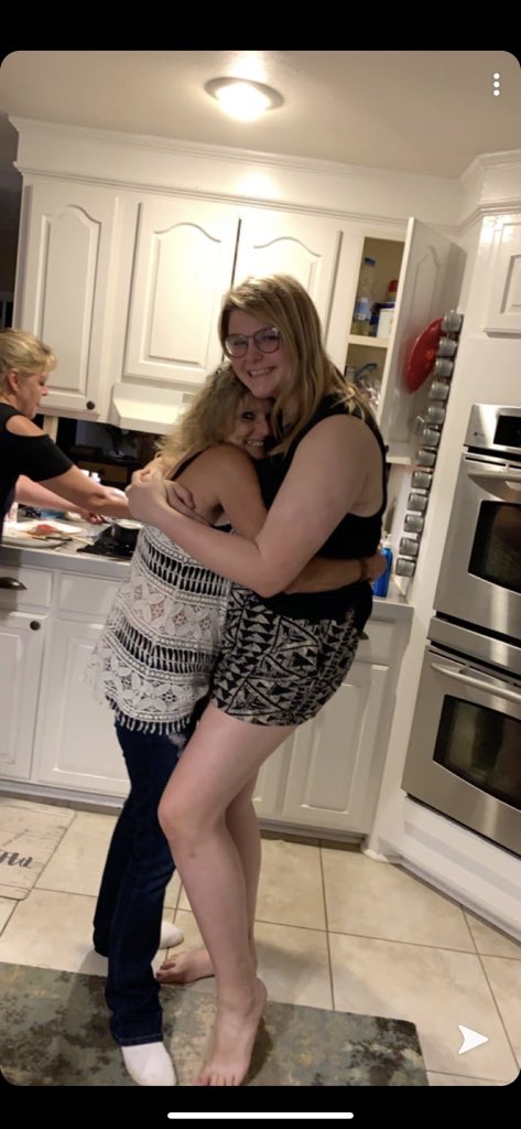 basicbrant's tweet image. I’m bringing back #TallGirlTwitter 
My names Brantley and I’m like 6’4ish, somewhere around there lmaooo