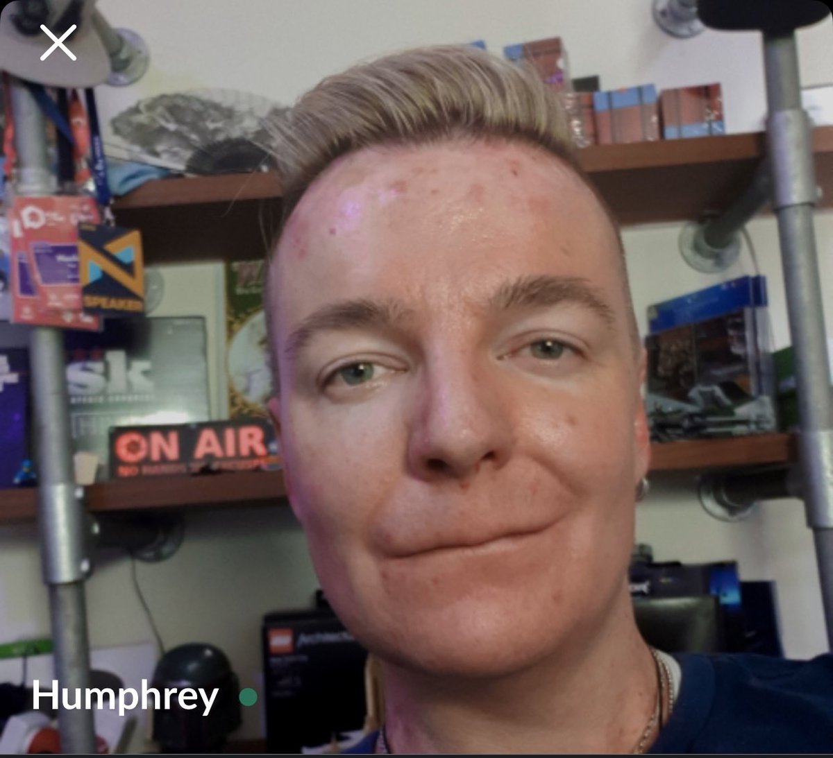 CultivateNZ's tweet photo. We just finished an internal call on our next two live Q&amp;A’s. 

‘Work from home wellness’ with @phiggyphig, an L&amp;D coach from @Xero &amp; 

‘How to be at ease on a video’ with @nohandsnoexcuse who’s an amazing human who is a motivational speaker and live video stream boss. 💚 https://t.co/OA2dLk1rAu