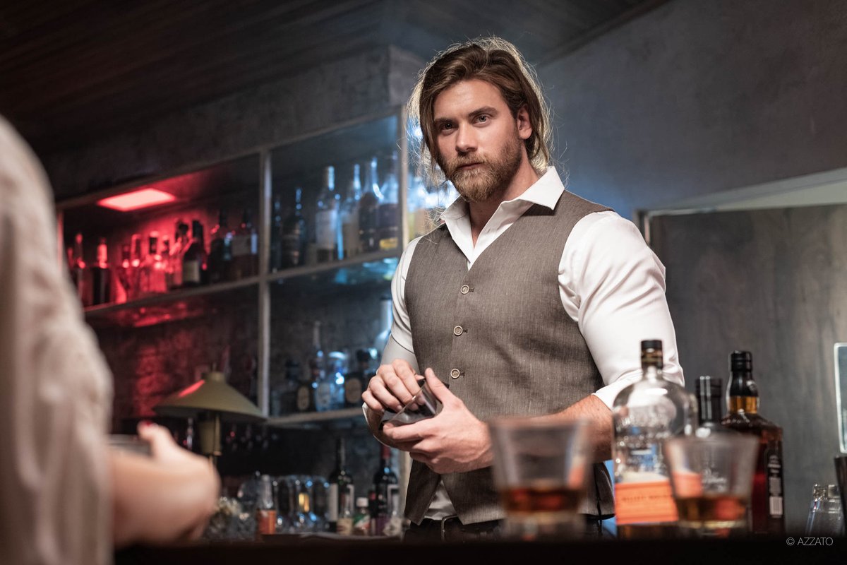 DhampirCaine's tweet photo. Dhampir
Halfblood
Bartender
Defends the innocent 

Owns the Shattered Cup Tavern
Come have a drink
If not let's go hunting

#SupernaturalRP
#SPNRP 
#WitcherRP 
#castlevaniaRP

Writer tag #Anaventis 

More info in tweets below

Retweet for a shot from your favorite bartender https://t.co/Z7htU9llPJ