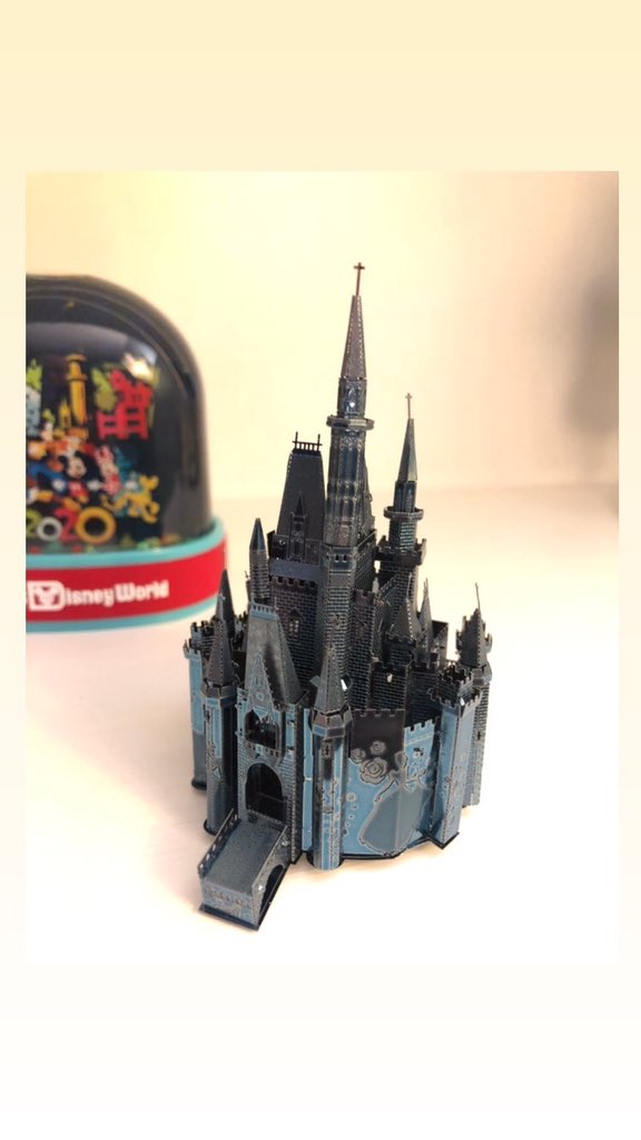 goolander91's tweet photo. Emily is meticulous, I knew that. #Talented #patience  😂 Metal Earth 3D Metal Model Kits  #MerryGoRound from #disneyWorld #disneycastle #cinderellacastle #FerrisWheel #metalearth #modelkit #3dmodel #3dmetalmodel #3dmetalearth #puzzlesofinstagram #puzzles https://t.co/a4icXUba7N