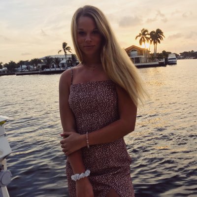 Maddievv21's tweet photo. #NewProfilePic https://t.co/eFPQwLaSz4