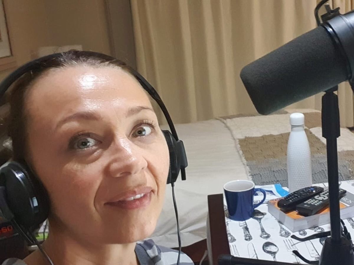 jacarandafm's tweet photo. The show must go on and we can’t imagine our mornings without you. Lockdown day number 1! The first day as @JacaBreakfast live from their homes! 🏠

#21daylockdownSA 
#JacaBreakfast https://t.co/jvdnP3dW0j