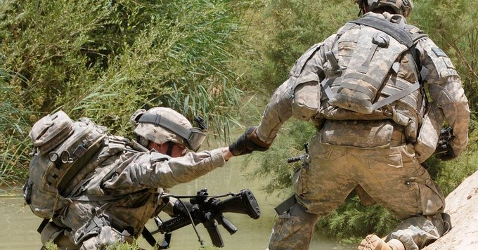 winner4969's tweet photo. Social Distancing doesn't mean abandon your buddies. Stay DIGITALLY CONNECTED check on each other EVERY DAY. It is a MILITARY TACTIC that can work for EVERYONE. Its our ETHOS, Never leave a fallen comrade. It is hard to know who has fallen if you don't check!
#ArmyValue https://t.co/15PwW7bbvb