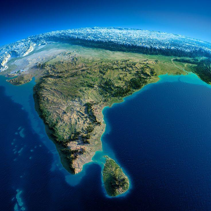 1. Locationउत्तरं यत्समुद्रस्य: हिमाद्रेश्चैव दक्षिणम्वर्षं तद् भारतं नाम: भारती यत्र संततिः ।।समुद्र के उत्तर व हिमालय के दक्षिण वह देश भारतवर्ष कहलाता है जहाँ भरतकी संतान वसी है North of the ocean & south of the Himalayas, lies Bharatvarsh.There dwell progeny of Bharat