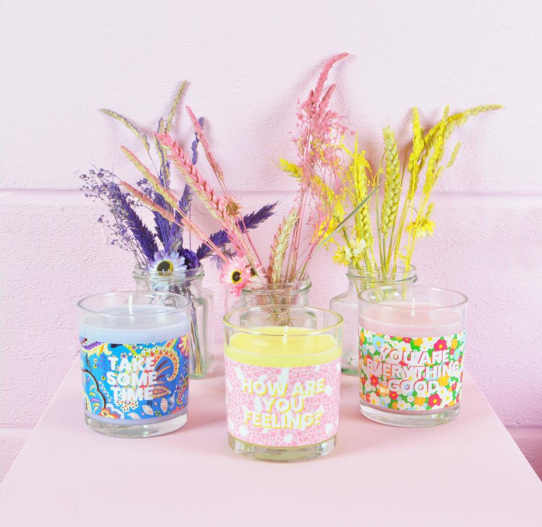 Spreading a little positivity with these bright and bold candles❤️
100% of profits goes to <a href="/WishCharity/">WISH</a> the mental health charity for women, which is a vital service at the moment💗 

👉 flamingocandles.co.uk/scented-candle… 👈

🌈 #FlamingoCandles
