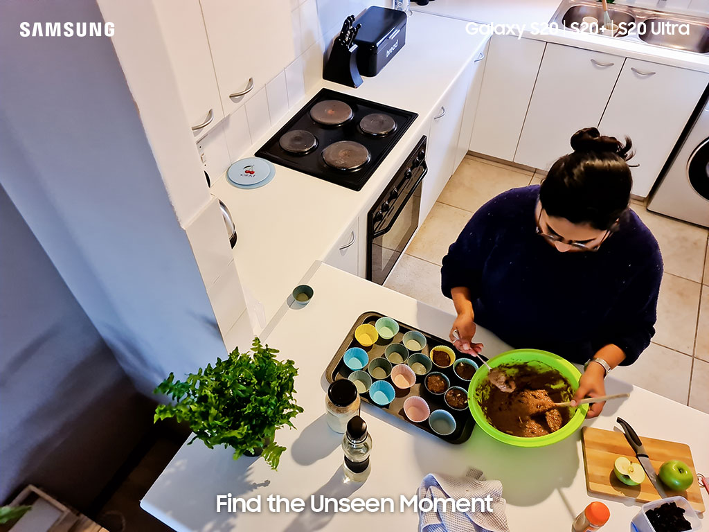 And here we go! You've unlocked this clue worth R5 000: Chop chop! Do you see the Unseen Moment? 
SMS your answer, name and ID number to 32948 and you could win! #S20Unlocked #GalaxyS20