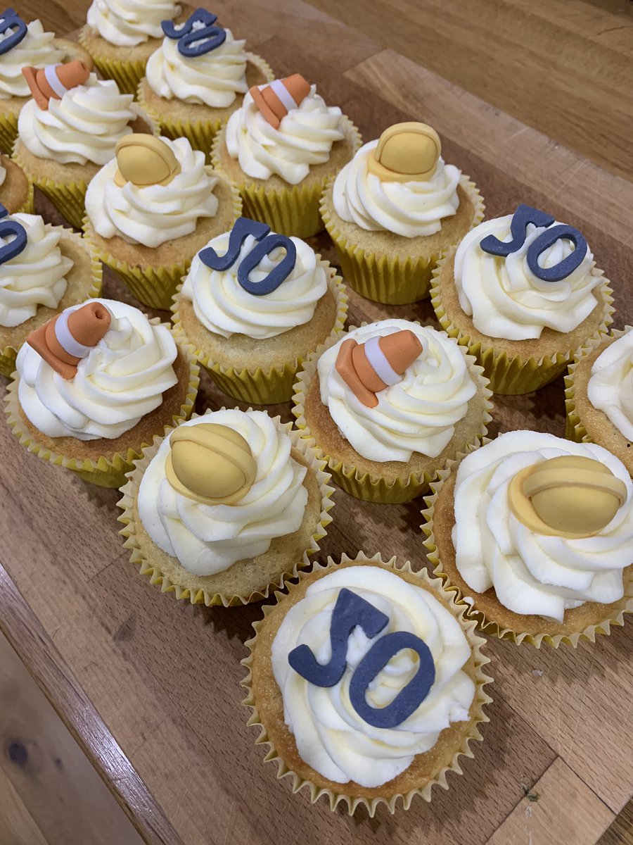 GloverlyCupcake's tweet photo. Mark told me that somebody on the construction site turns 50 this weekend and obviously won’t be having a party anymore, so I scraped together what ingredients I had left in the cupboard to make these. I’m hoping they will put a smile on his face! #covid19UK #constructionworkers https://t.co/W1xJgbEyht