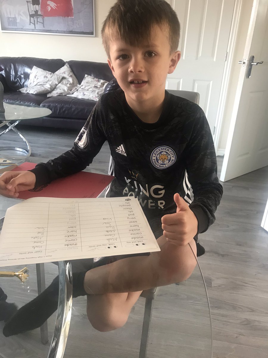 JemmaSprakes's tweet photo. Working on words , spelling and handwriting today @StSimonand #freddie #class4 #mrsadams #mrhughes https://t.co/QBKbreg4pK