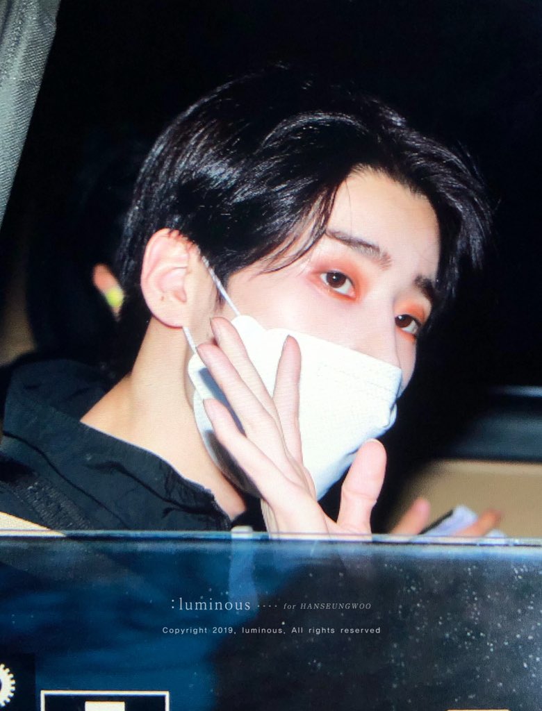 luminous941224's tweet photo. #VICTON #Continuous
#Howling #하울링 #🐺
#SEUNGWOO #한승우 #승우

수고해써 우야👋🏻👋🏻 https://t.co/fYIhquLcRd