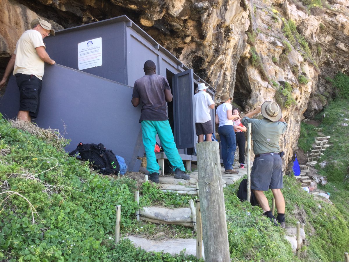 <a href="/ScienceMagazine/">Science Magazine</a> Interesting new evidence on the consumption of marine food. Reminds me of our recent visit to Blombos Cave, where lots of shells were left behind after consumption during the middle Stone Age..