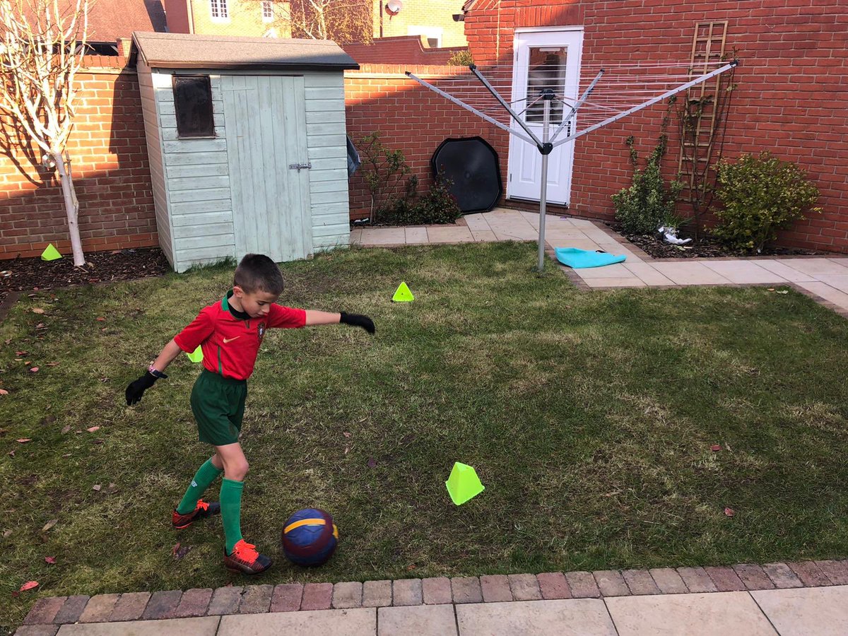 OfficialRTYFC's tweet photo. Early morning dribbling session in the garden 😃 ⚽️ #StayHomeSaveLives https://t.co/9Hzvlto2kV