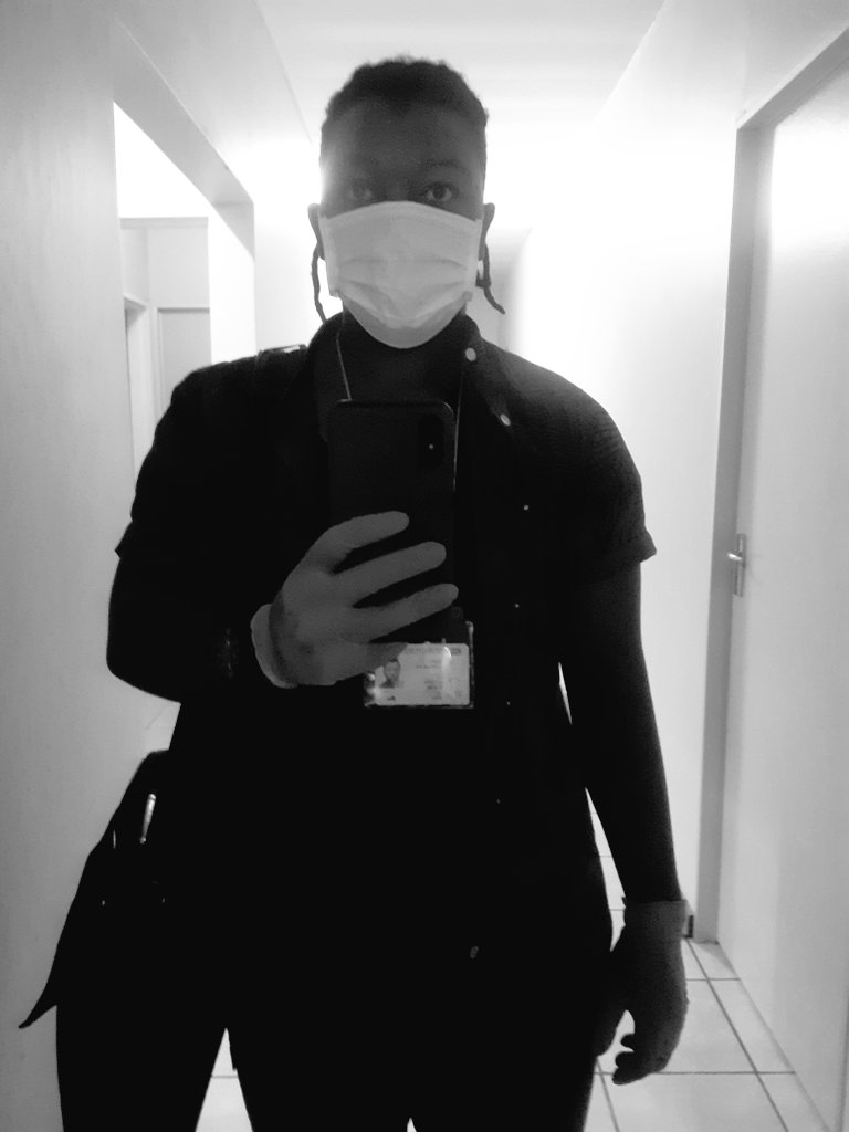 Lurade_ZA's tweet photo. @CUTFM1058 @KgomotsoTodd As I go report for country duty #LockdownMorningRun https://t.co/0DPt7G1GS7