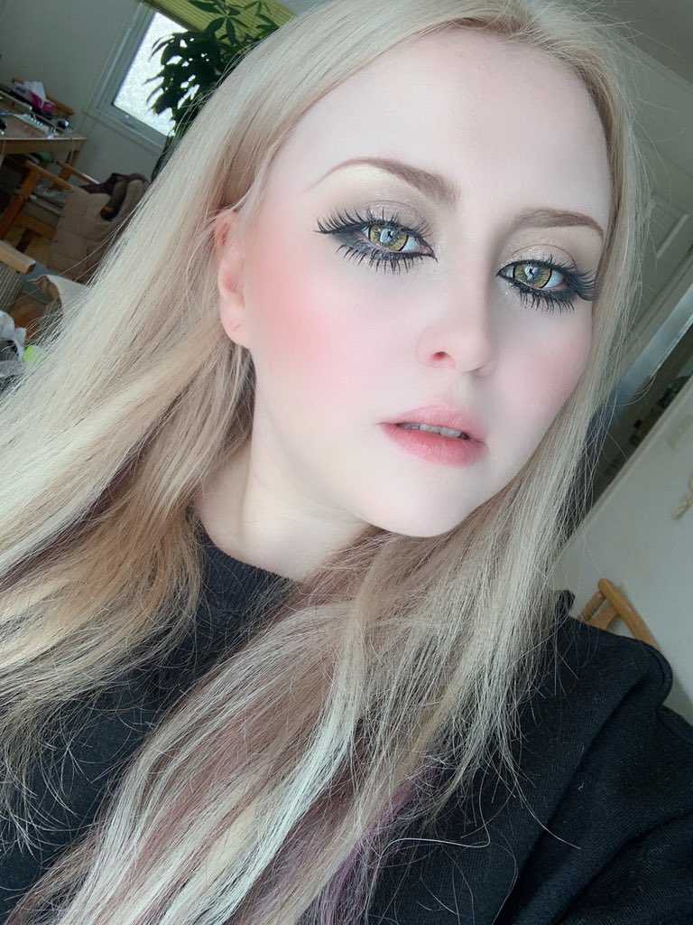 EmixLea's tweet photo. I was cute yesterday~
#gyaru #gyau #ใฎใฃใซ #ใใใ https://t.co/Tdcjz92WVd
