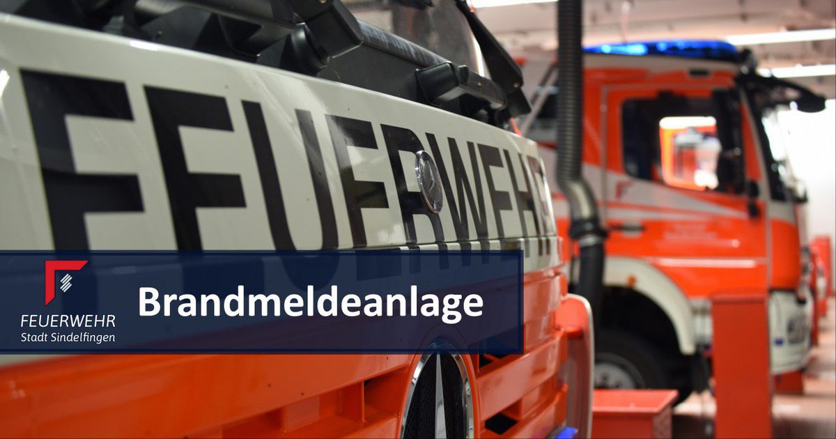 fw_sindelfingen's tweet photo. Die #FeuerwehrSindelfingen wurde am heutigen Freitag zu einer Brandmeldeanlage aufs #Flugfeld alarmiert.
Vor Ort konnte die Feuerwehr kein Auslösegrund feststellen.

#FeuerwehrSindelfingen https://t.co/9s5Oqww2Fu