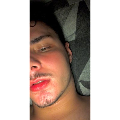 luan_panhan's tweet photo. #boy #NovaFotoDoPerfil https://t.co/Ssz3N60udQ