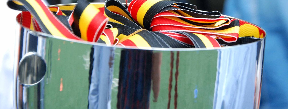 Sportkipik's tweet photo. La décision est tombée ! Belgium Rugby, la LBFR et Rugby Vlaanderen ont annoncé l’arrêt immédiat des championnats suite à la pandémie de coronavirus. Aucun champion n’est sacré mais les deux premiers de D2 et D3 sont notamment déclarés montants➡️https://t.co/P6iqyjcKOG https://t.co/KCuaAtzslN