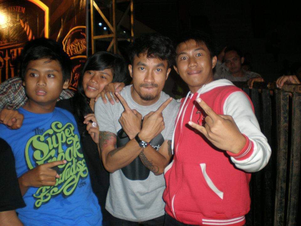Cingut12's tweet photo. @SATCFPUNK Lali iki tahun piroo 🤣 https://t.co/ds8uMOatta