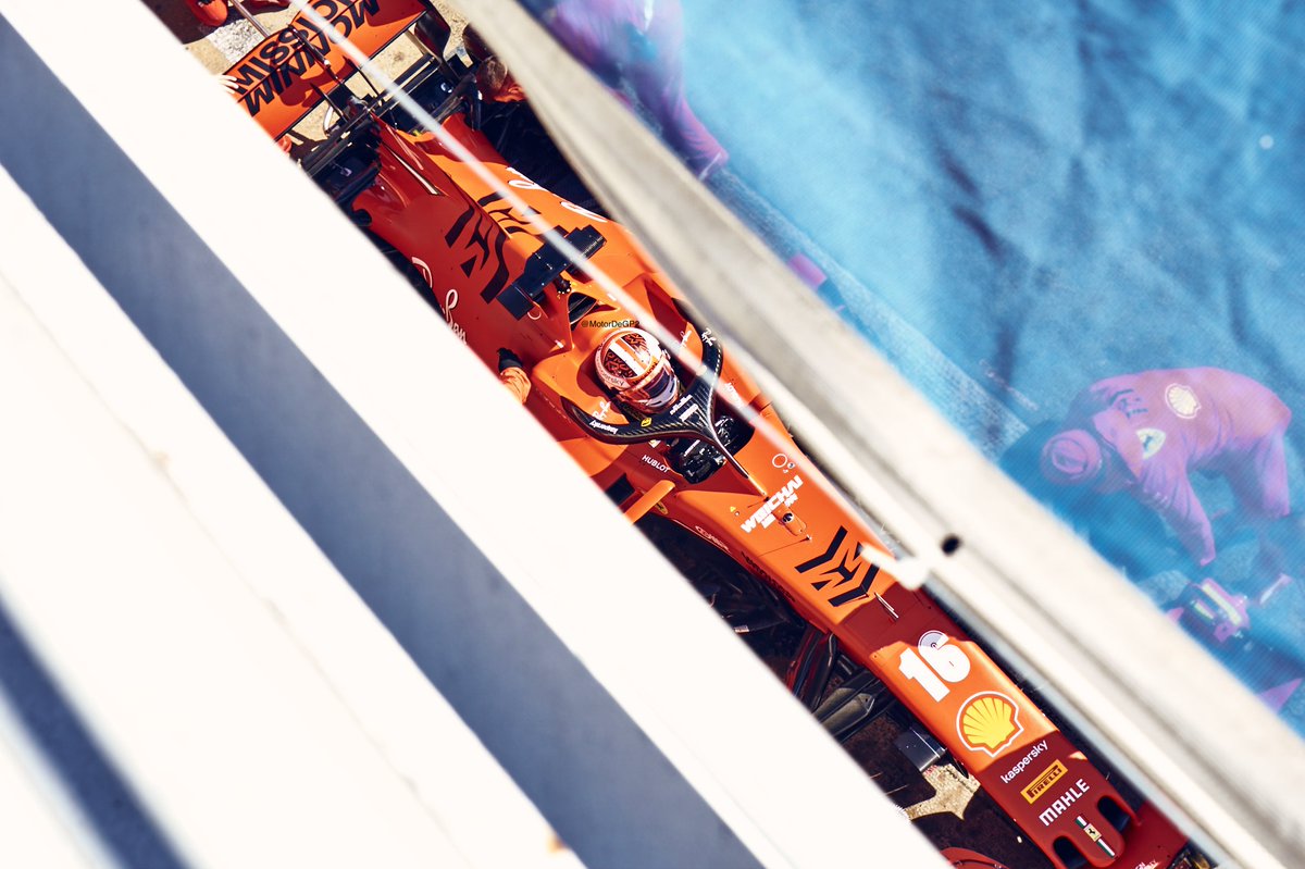 MotorDeGP2's tweet photo. Buenos Días a todos! ☕️

¿Una foto de Leclerc para empezar el viernes?

Que tengan un buen día.

#Carrete #TestsF1 #essereFerrari https://t.co/eSkC8RdpjR
