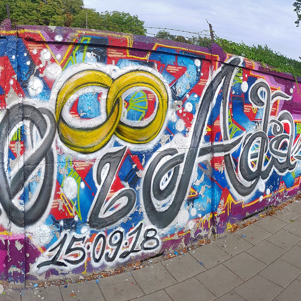 vinnikiniki's tweet photo. I don't normally do script, but this was a special occassion - Wedding Graffiti, Congratulations Mieszko and Ada may it last a lifetime and beyond 😘🍾🔔

More street by moi -> https://t.co/ADXYywp0Cr

#weddingphotography #weddinggraffiti #brideandgroomgraffiti #graffitiscript https://t.co/01cFrGtQ1F