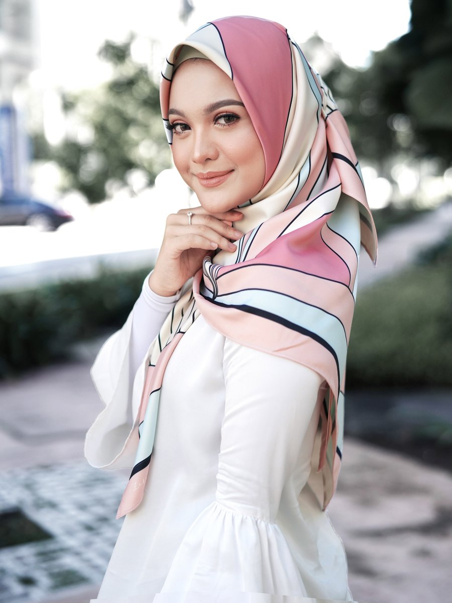 Zefiks_'s tweet photo. BIGGEST DEAL EVER!🛍 Just add on RM1 from NORMAL PRICE RM69, then you'll get 2 pcs!😱
Shop now at https://t.co/lto3m24tTA or easily through our ZEFIKS Mobile Apps
#zefiksscarfsale #combosale https://t.co/e76X8yDPzY