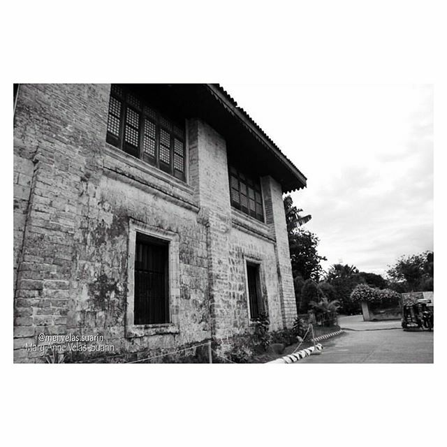 AnnaSuarin's tweet photo. . . . . . . . . . . . 
Look back and embrace the lessons without judgement. You are here now and you owe it to the past that you are looking at a wiser and stronger person. Don’t be ashamed of the scars.

Location: Argao, Cebu, Philippines

#heritage #bu… https://t.co/ZbAAF6aAqv https://t.co/C7nqsFyXoA