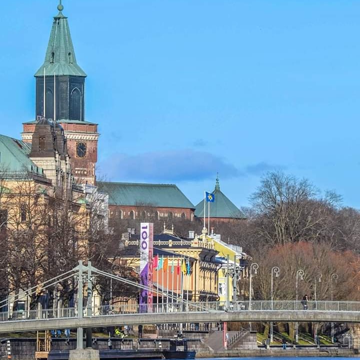 fin_fringe's tweet photo. Aurinkoista maailman Teatteripäivää! Happy World Theatre Day!
'We gather to weep and remember;, to laugh and to contemplate; to learn and to affirm and to imagine" -Brett Bailey
#WorldTheatreDay2020 #worldtheaterday #finfringe #turku @VisitTurku @VisitTurkuFI https://t.co/C0szfAJuM6