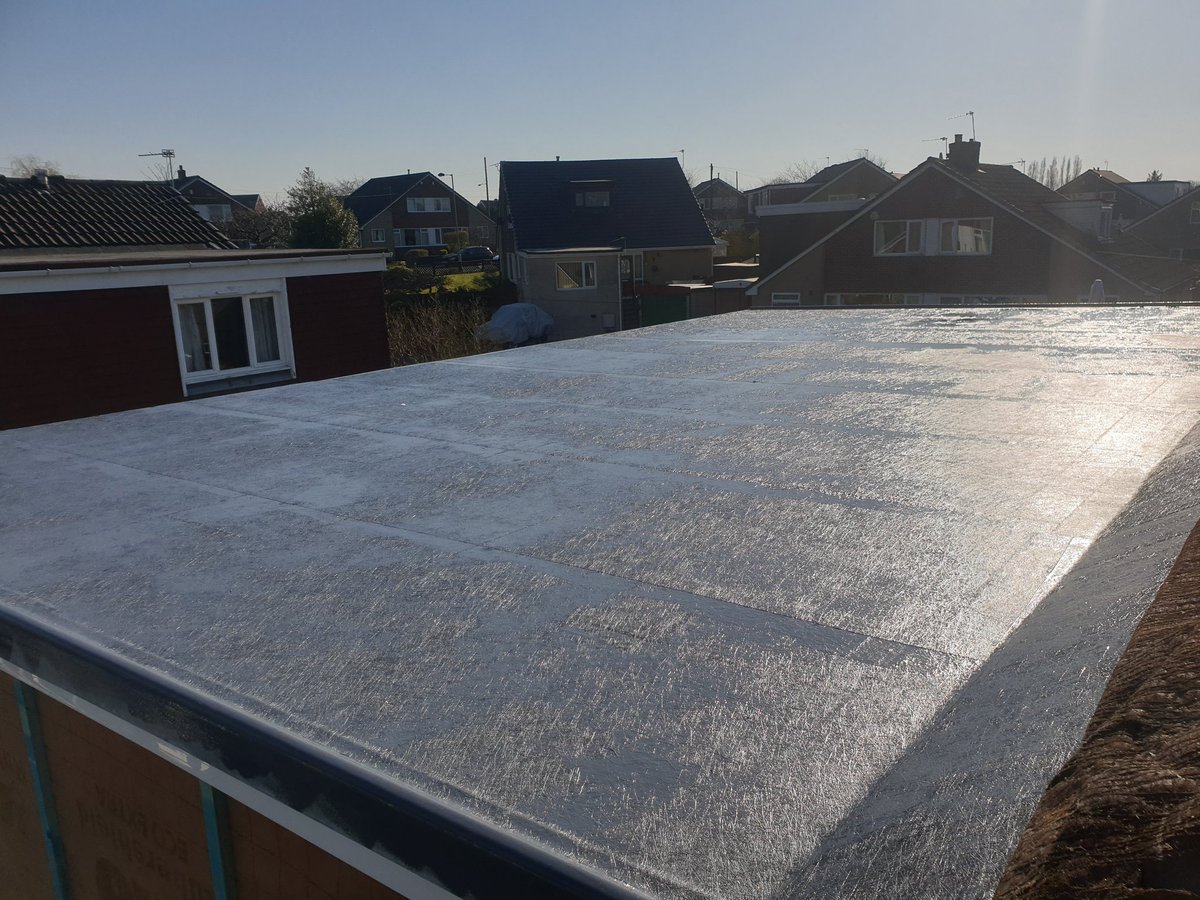 GSJoineryYorks1's tweet photo. Main structure up on this dormer and all boarded and felted, we chose @Ultra_Flex_ for the roof supplied by @NewlookPvc "thanks for keeping us supplied with materials this week guys👍" #builders #joiners #roofing #loftconversion #yorkshire see https://t.co/WPOCQ8ADsk for more https://t.co/HxMu8AdMeq